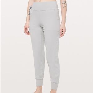 Lululemon Align jogger
